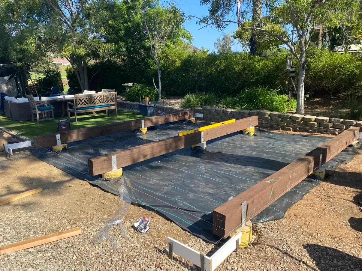 Rancho Bernardo deck and pavilion with composite decking and a slatted screen wall